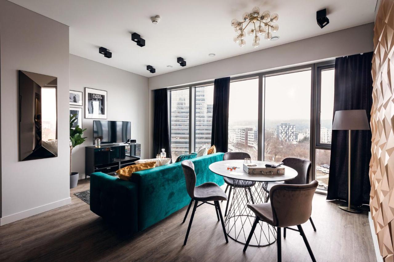 Brand New James Bond City Center Аеропорт Вільнюс Екстер'єр фото